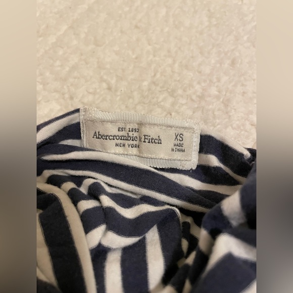 Abercrombie & Fitch navy striped open back dress - Picture 4 of 7